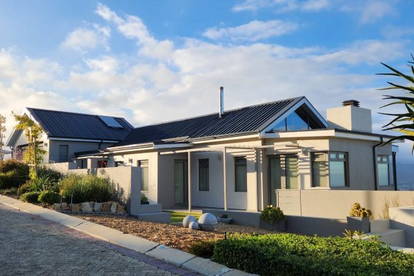 LW Construction & Developments