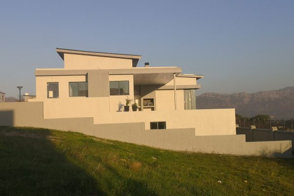 LW Construction & Developments