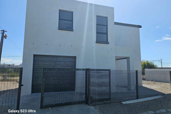 LW Construction & Developments
